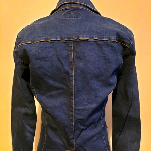Jean Jacket - Picture 2 of 3